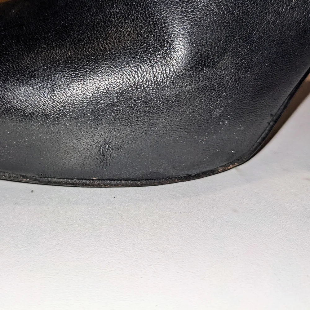 Luciano Padovan Black Heeled Booties Size 39